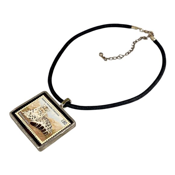VTG Choker Necklace 14" Pendant UN 1993 Snow Leopard Stamp Cord Y2K Indie Boho - Picture 9 of 16